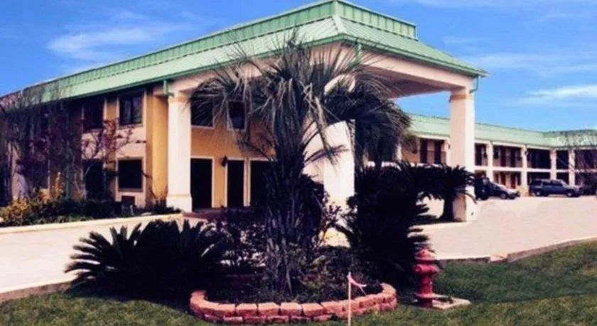 Americas Best Value Inn Gonzales