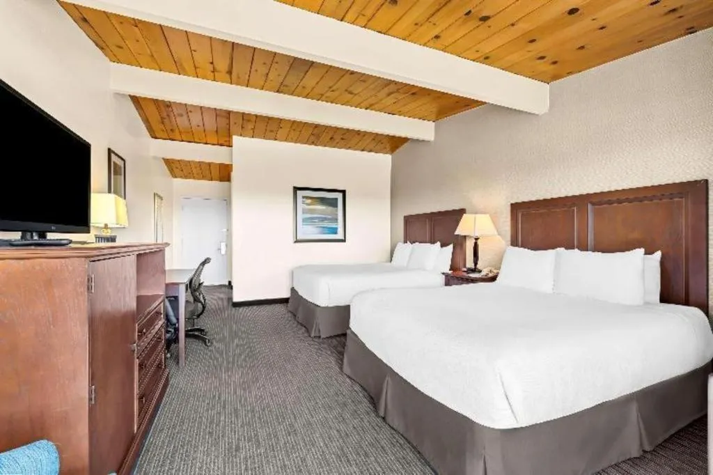 Bed in Best Western Vista Manor Lodge