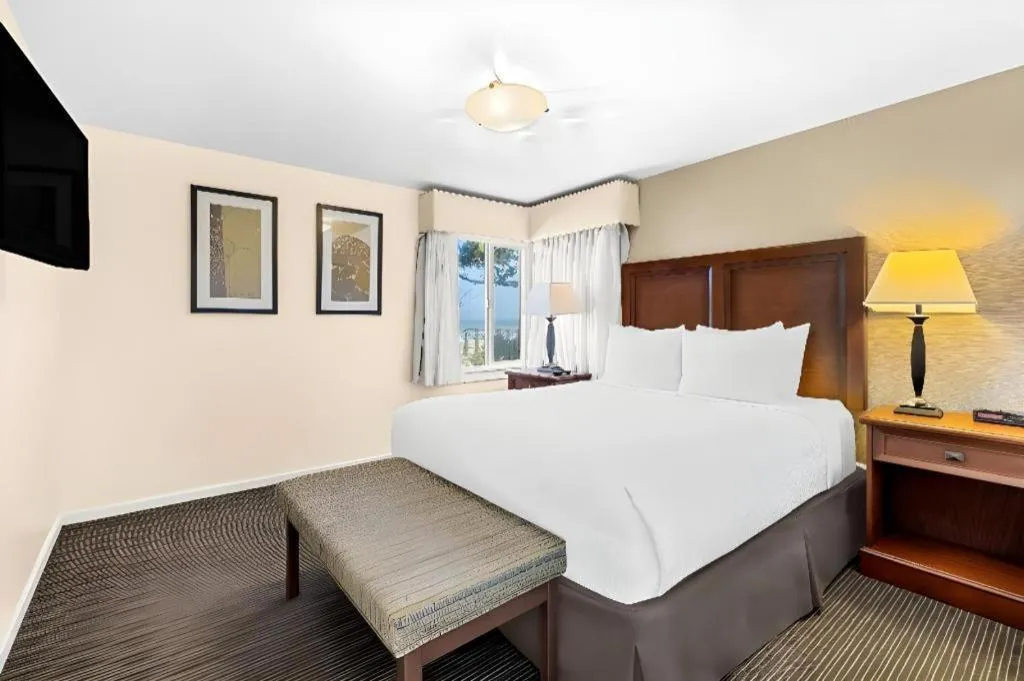 Bed in Best Western Vista Manor Lodge