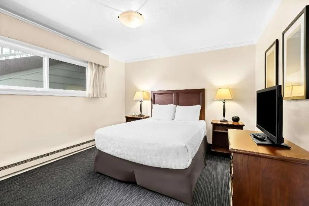 Bed in Best Western Vista Manor Lodge