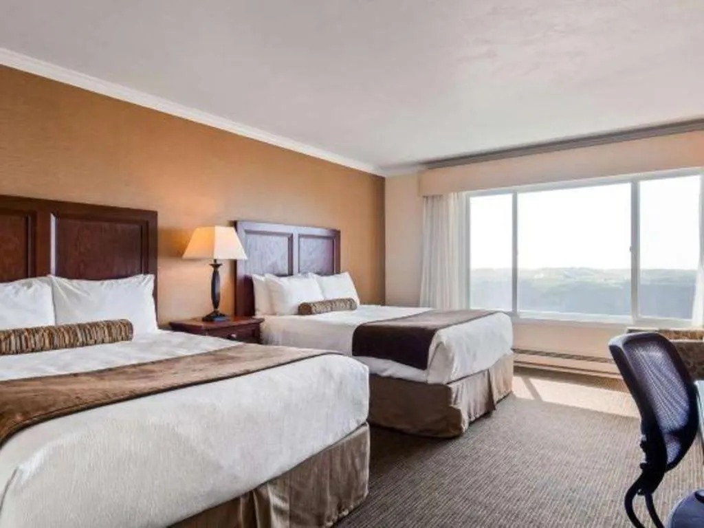 Bed in Best Western Vista Manor Lodge