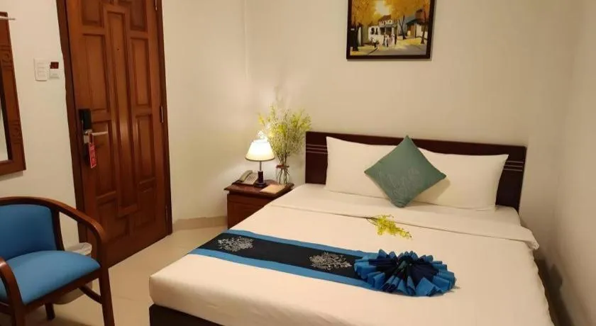 Bed in Hồng Hạc hotel