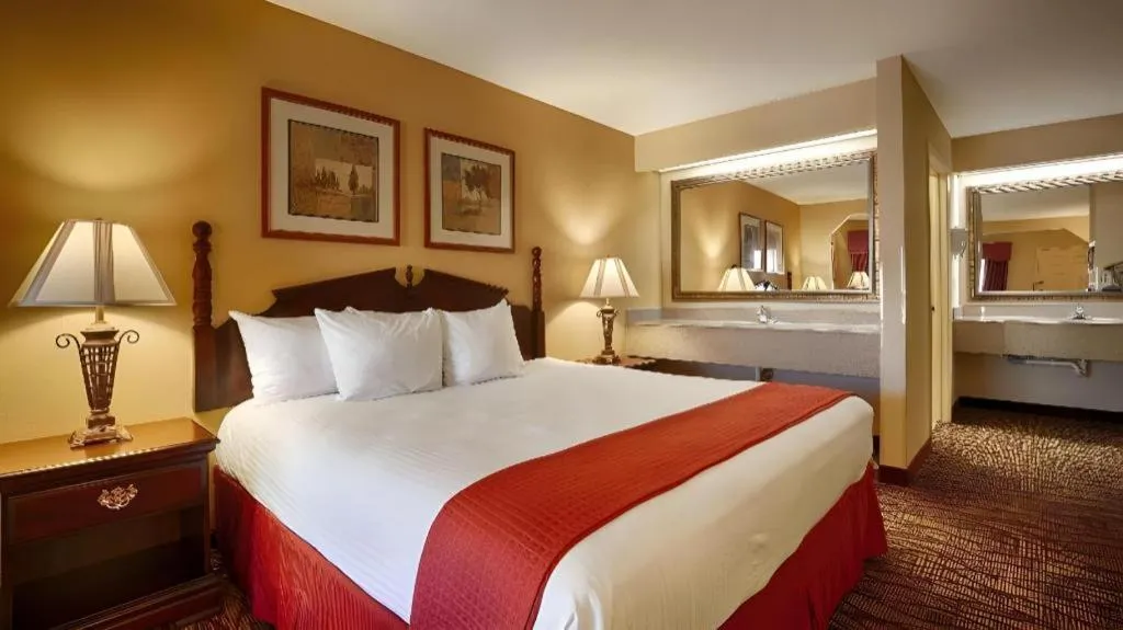 Bed in Best Western Inn