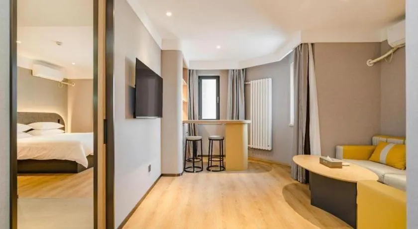 Bed in Jinjiang Inn Qingdao Development Zone Jinggangshan Rd.