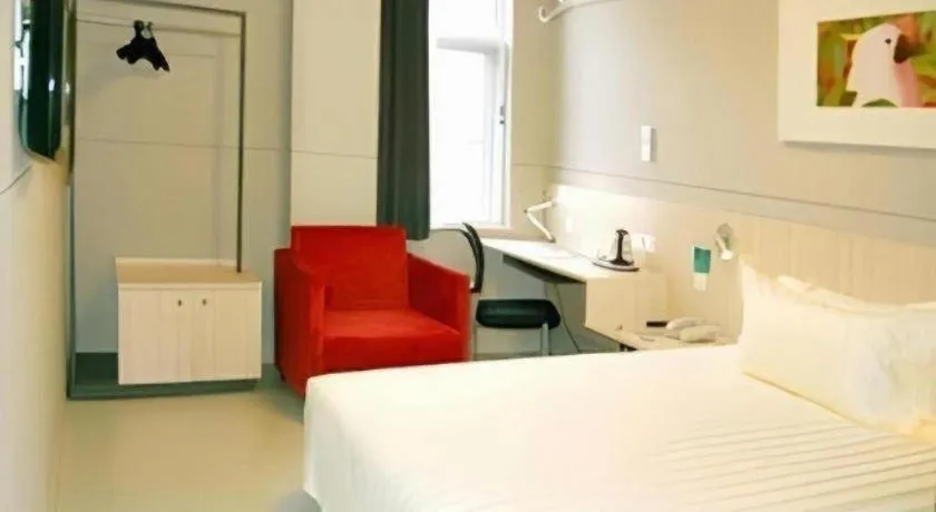 Bed in JinJiang Inn Baoji Administra Tion Center