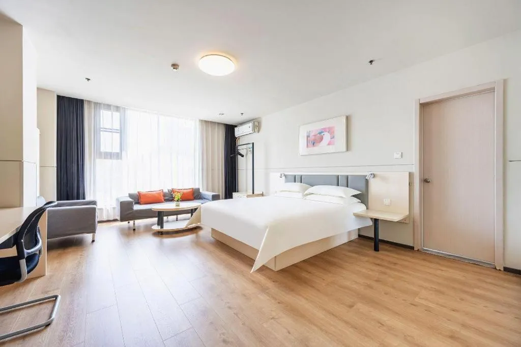 Bed in JinJiang Inn Baoji Administra Tion Center