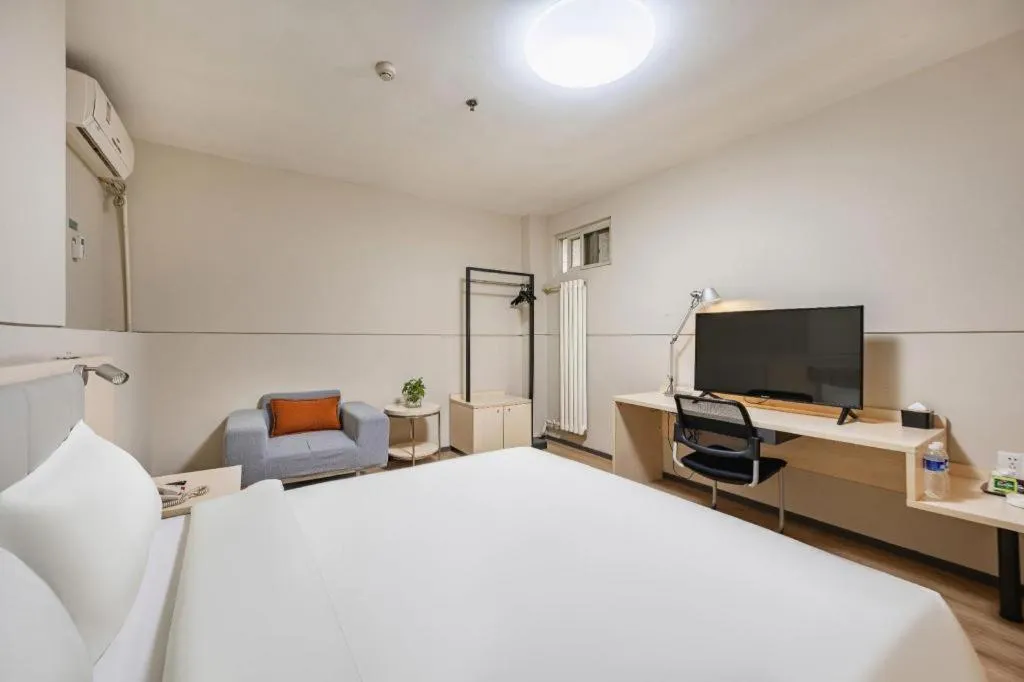 Bed in JinJiang Inn Baoji Administra Tion Center