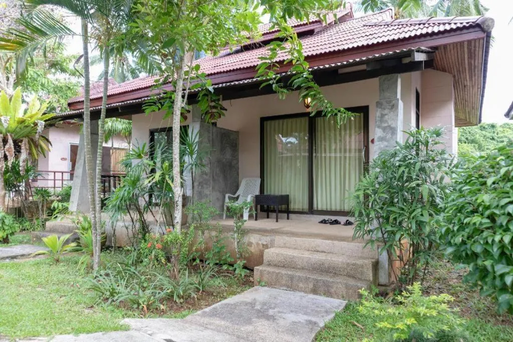 OYO 1046 Noppharat resort