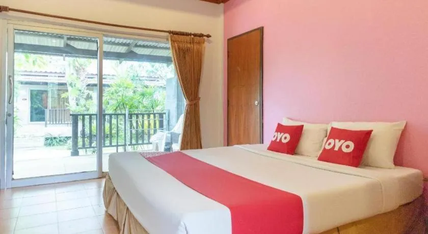 Bed in OYO 1046 Noppharat resort