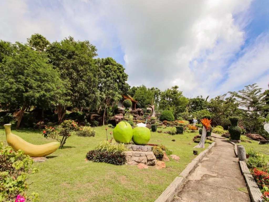 OYO 1103 Pirates House Hotel