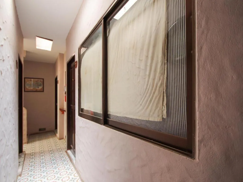 OYO 1103 Pirates House Hotel