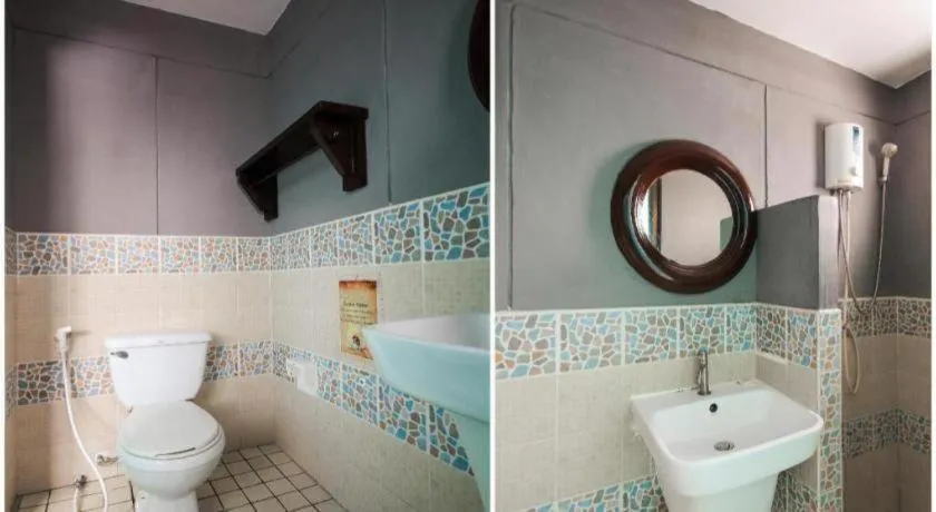 OYO 1103 Pirates House Hotel