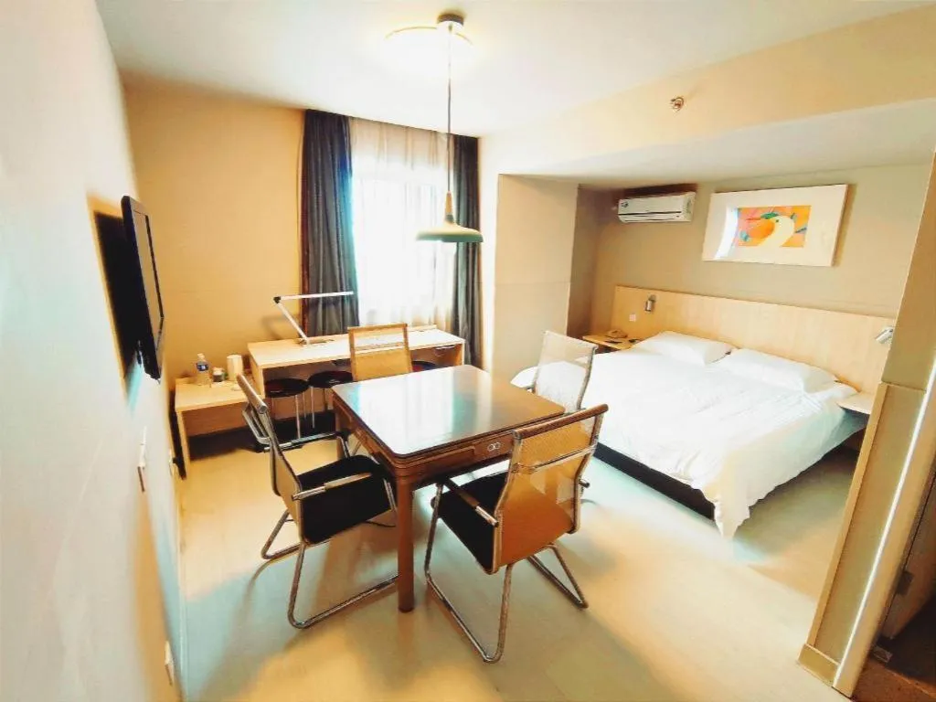 Bed in Jinjiang Inn Wuhu Fangte Tech Museum Metro Station