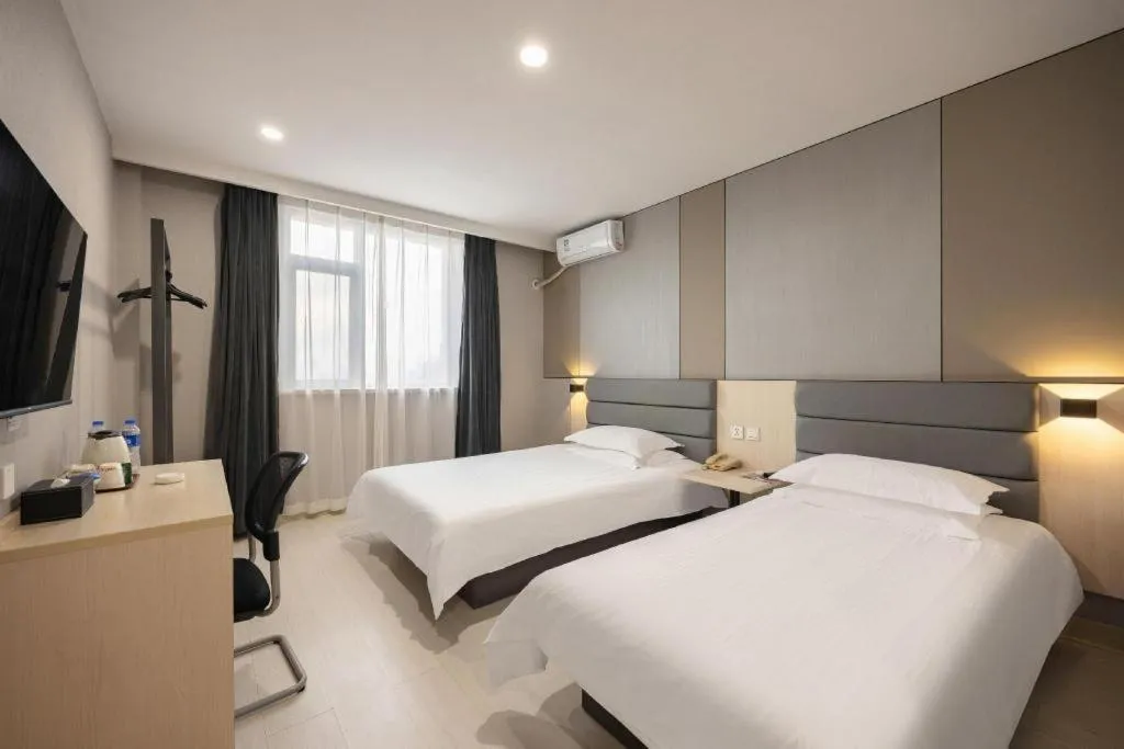 Bed in Jinjiang Inn Jinzhou Luoyang Road