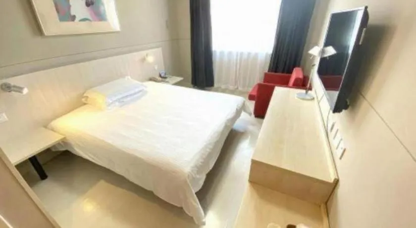 Jinjiang Inn Jinzhou Luoyang Road