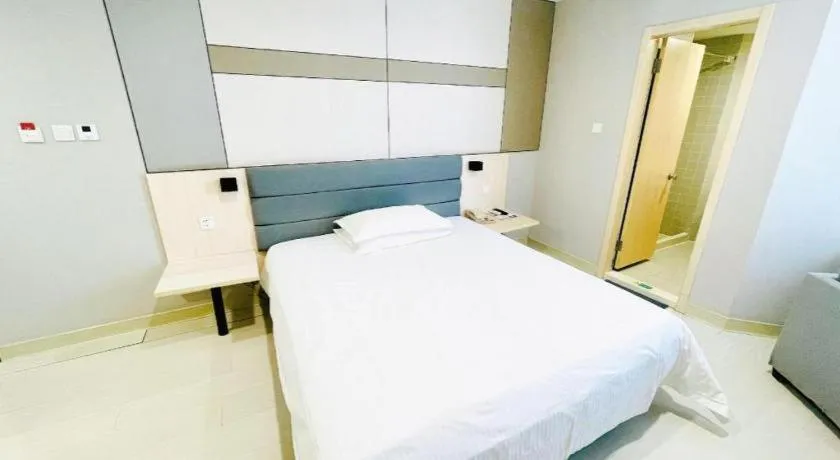 Bed in Jinjiang Inn Jinzhou Luoyang Road