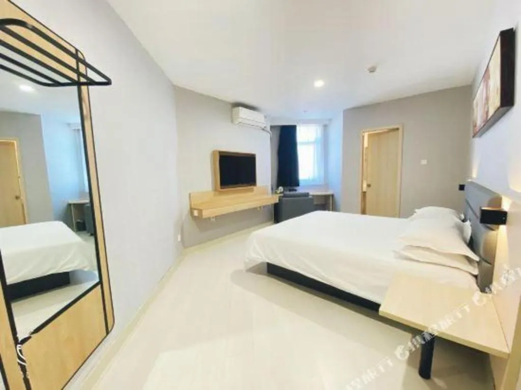 Bed in Jinjiang Inn Jinzhou Luoyang Road