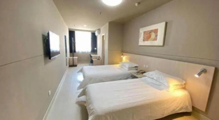 Bed in Jinjiang Inn Jinzhou Luoyang Road