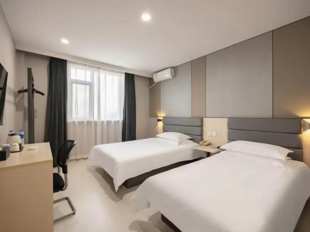 Bed in Jinjiang Inn Jinzhou Luoyang Road