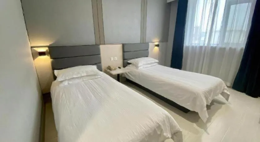 Bed in Jinjiang Inn Jinzhou Luoyang Road