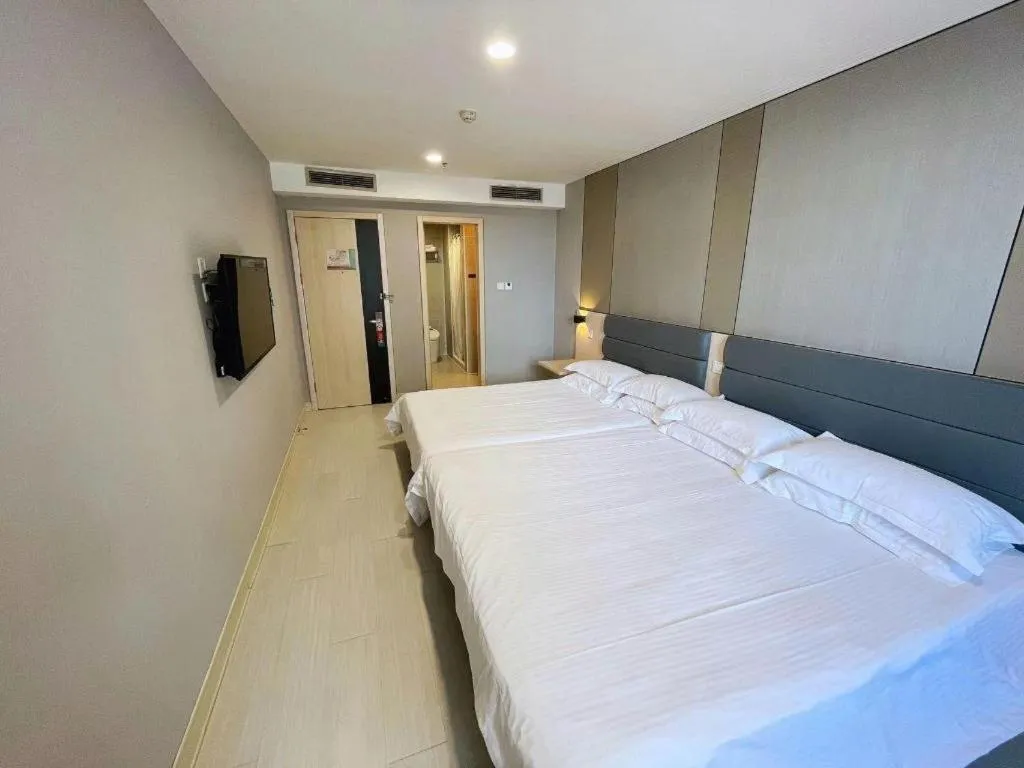 Bed in Jinjiang Inn Jinzhou Luoyang Road