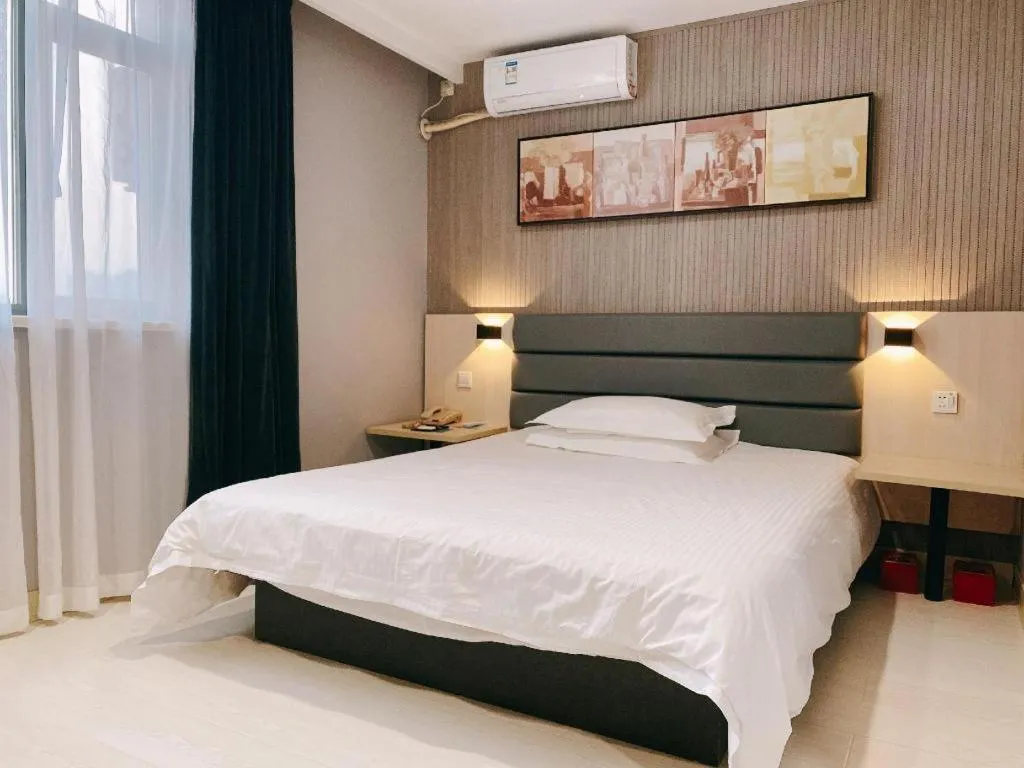 Bed in Jinjiang Inn Jinzhou Luoyang Road