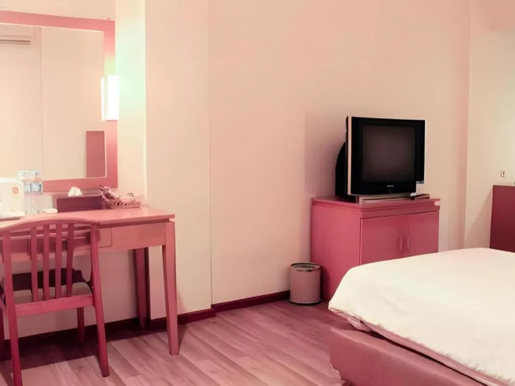 Bed in Hotel Grand Anugerah