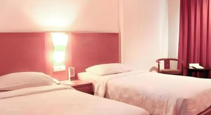 Bed in Hotel Grand Anugerah