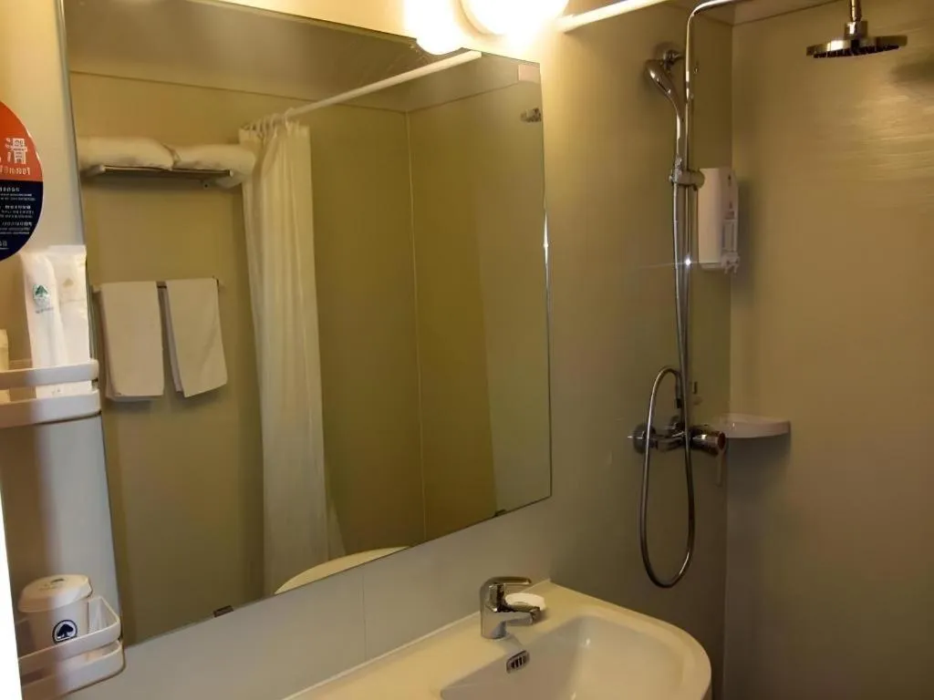 GreenTree Inn Suzhou Shengze Hotel