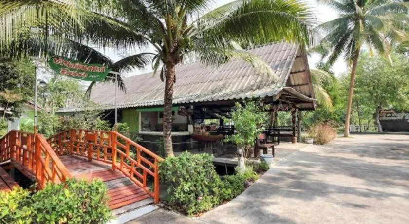 OYO 606 Baan Suansabai Pleanpanmai Resort Amphawa