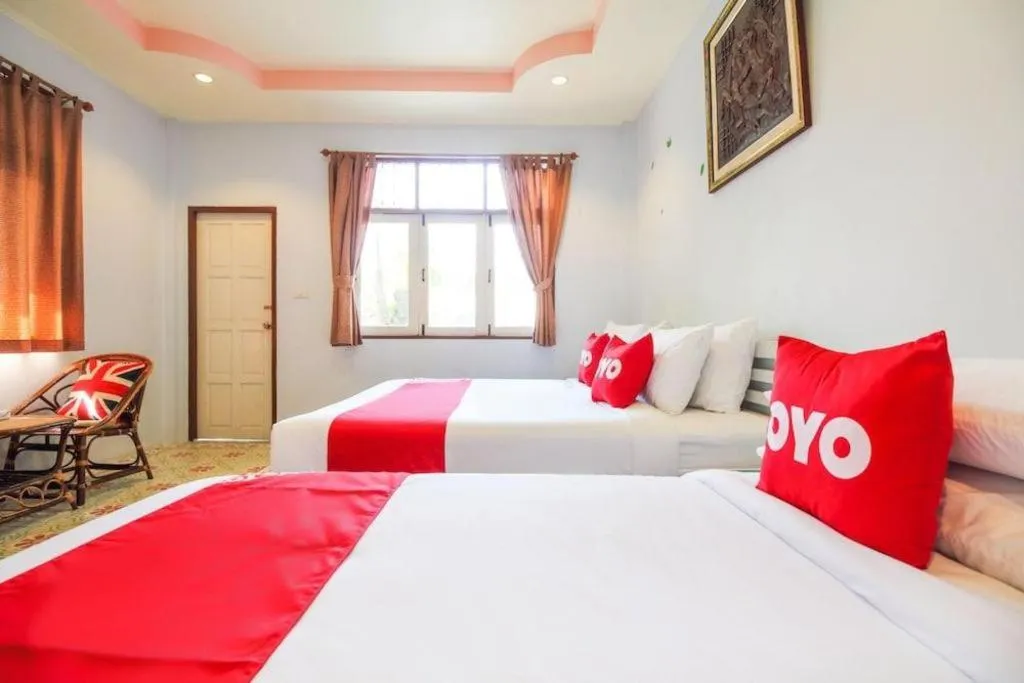 Bed in OYO 606 Baan Suansabai Pleanpanmai Resort Amphawa