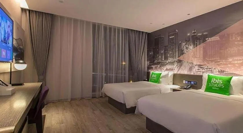Bed in ibis Styles Wuhan Optics Valley Square Hotel