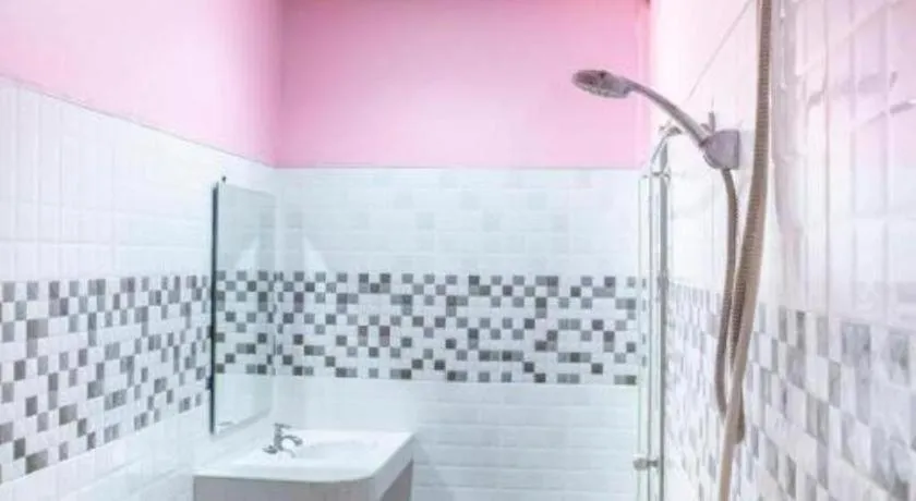 OYO 797 Pink House Bungalow