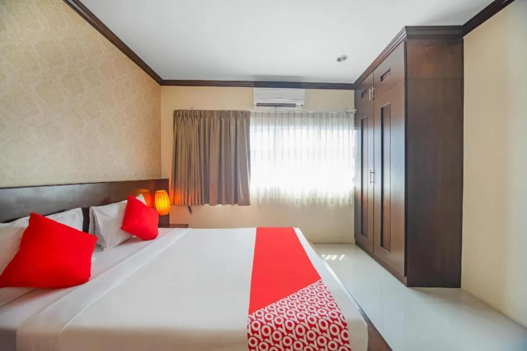Bed in OYO 232 Patong City Hometel