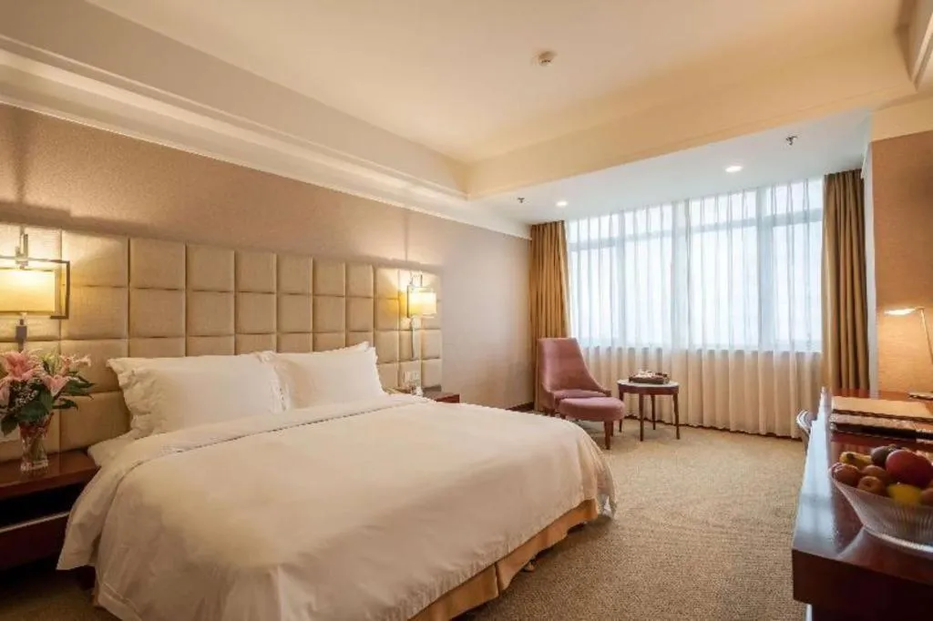 Bed in Best Western Plus Fuzhou Fortune Hotel