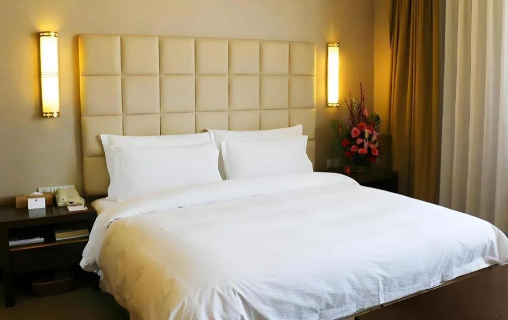 Bed in Best Western Plus Fuzhou Fortune Hotel