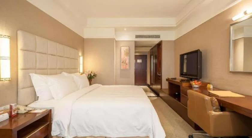 Bed in Best Western Plus Fuzhou Fortune Hotel