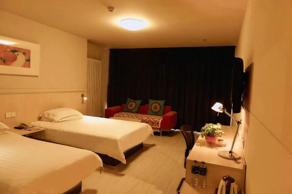 Bed in Jinjiang Inn Baotou Saihan Tara Park Youyi Street
