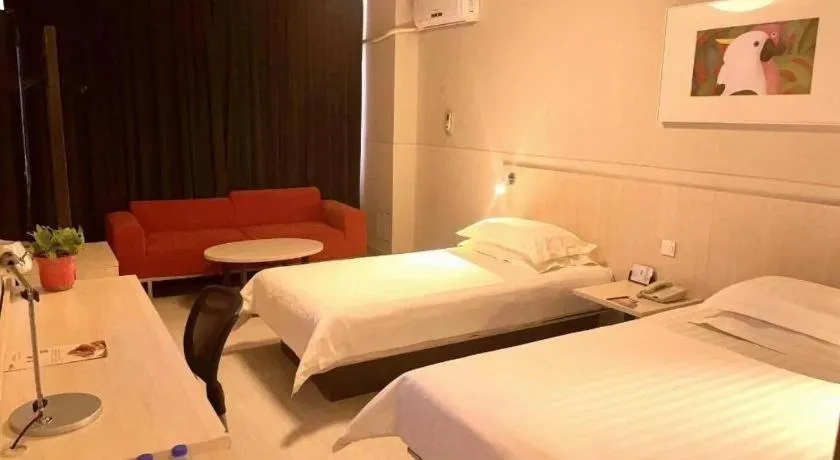Bed in Jinjiang Inn Baotou Saihan Tara Park Youyi Street