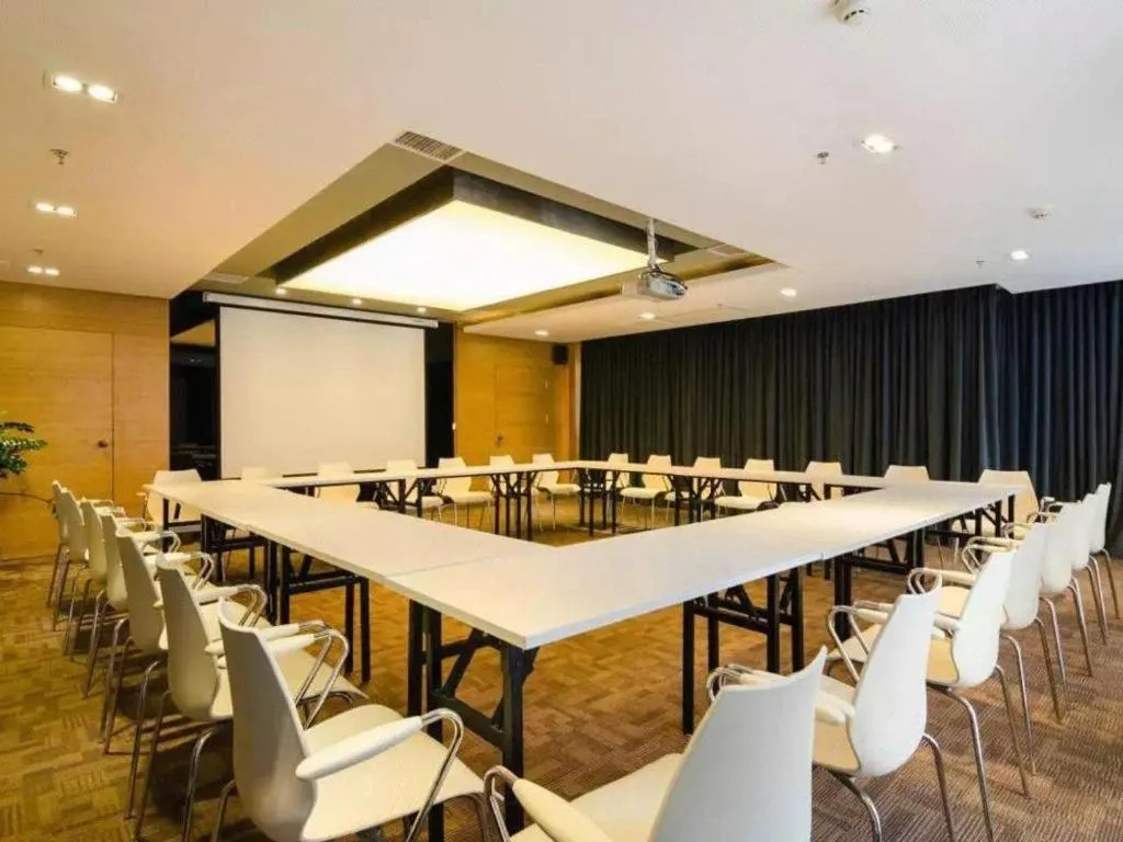 Jinjiang Inn Baotou Saihan Tara Park Youyi Street