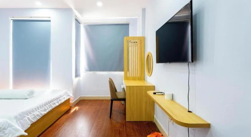 Bed in Tuan Viet Hotel Dinh Tien Hoang