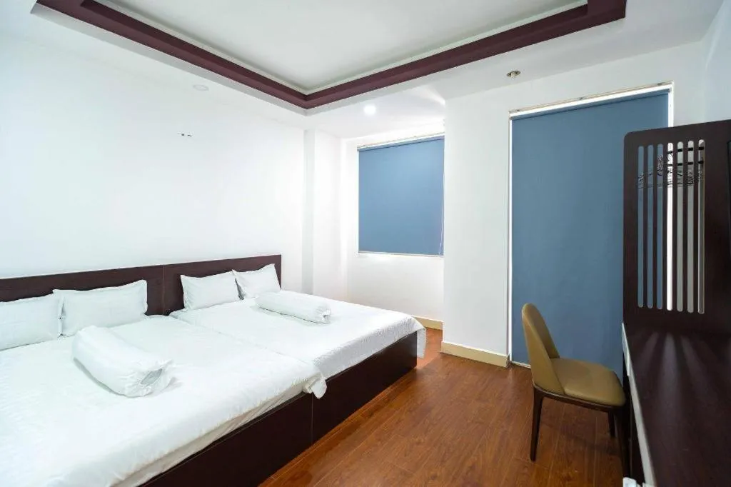 Bed in Tuan Viet Hotel Dinh Tien Hoang