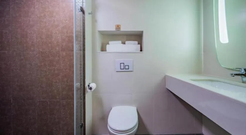 Ibis Chengdu Yongfeng Hotel