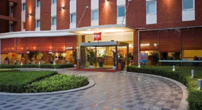 Ibis Chengdu Yongfeng Hotel