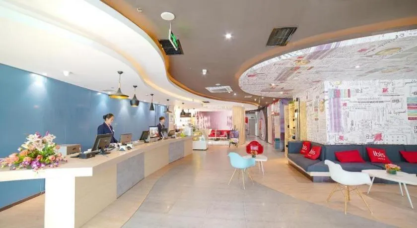 Ibis Chengdu Kehua Hotel