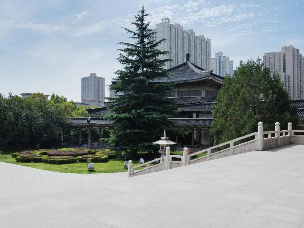 7 Days Inn Xi'an High-Tech Electronic City College of Arts and Sciences