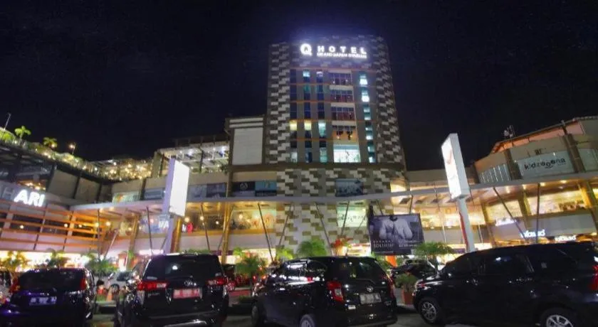 Grand Qin Hotel Syariah