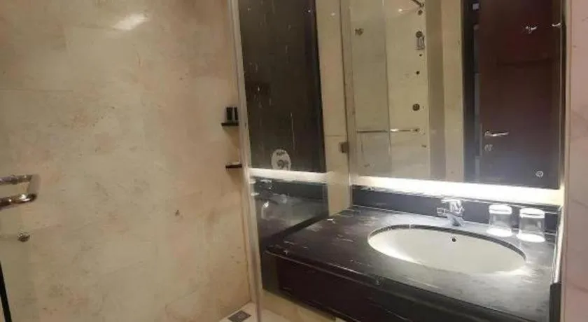 Grand Qin Hotel Syariah