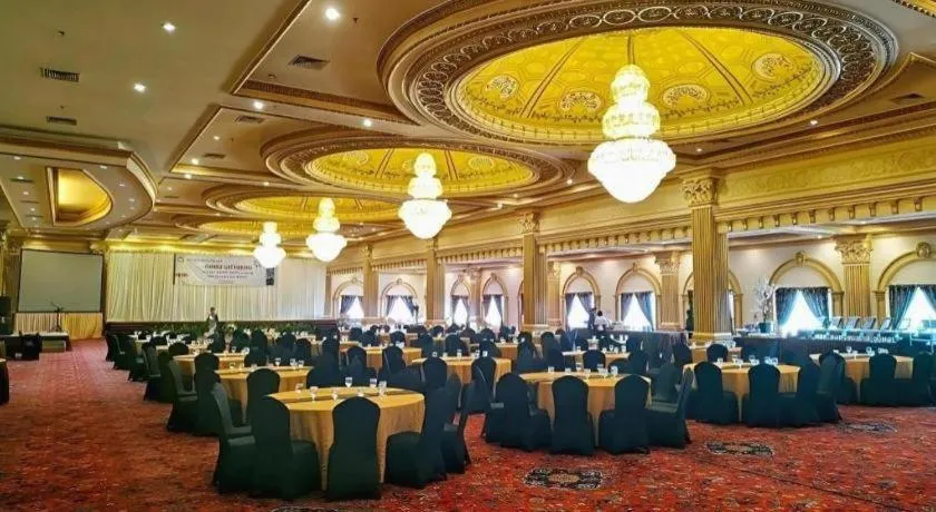 Grand Qin Hotel Syariah