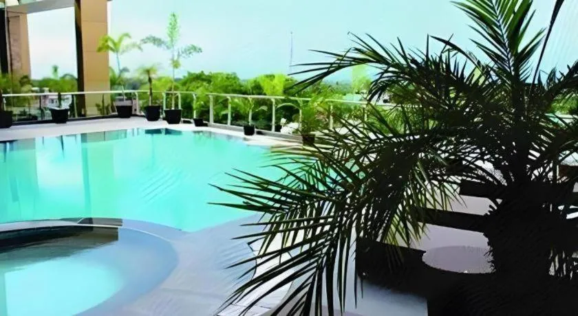 Grand Qin Hotel Syariah